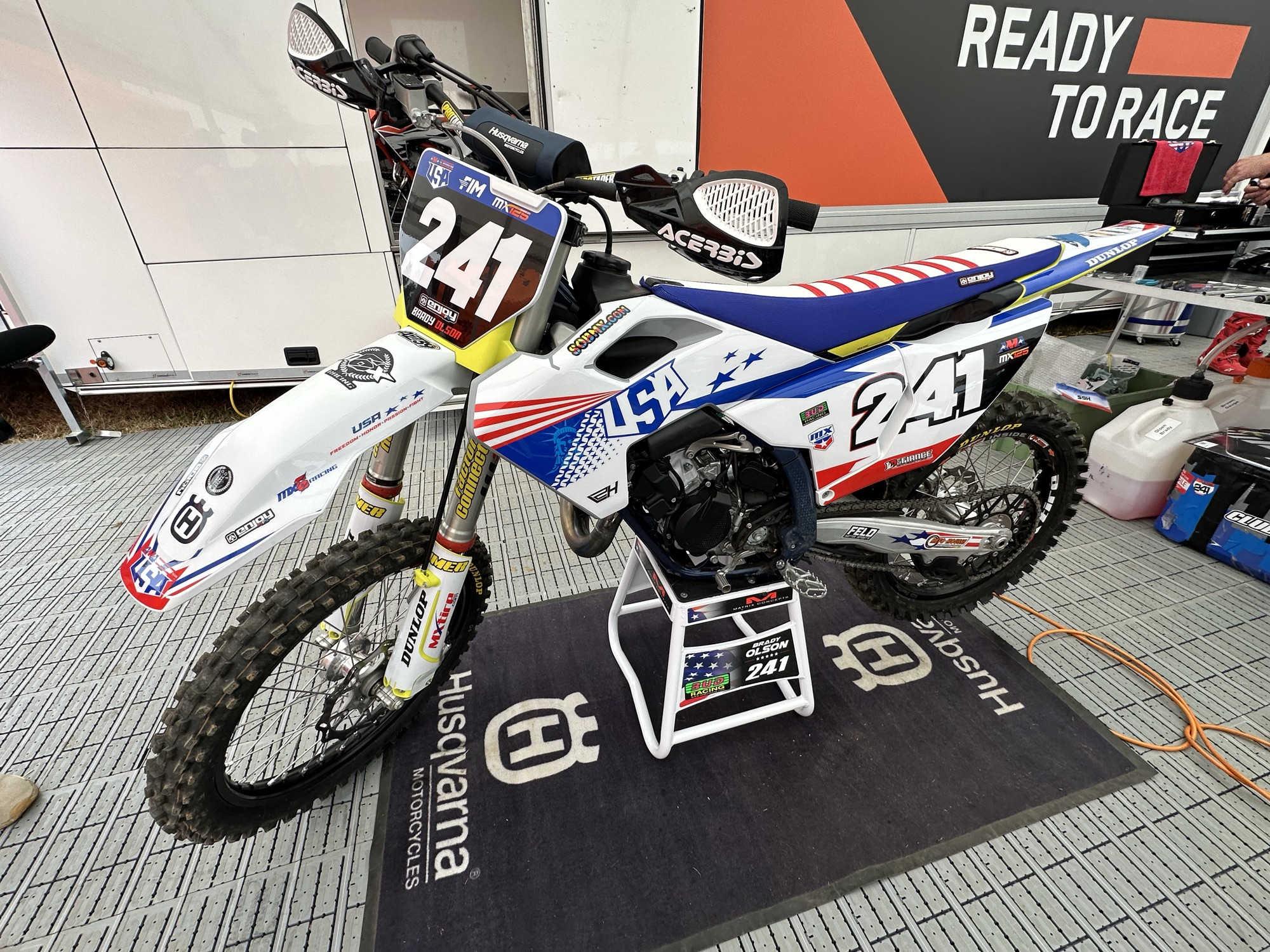 Team USA Husqvarna 241